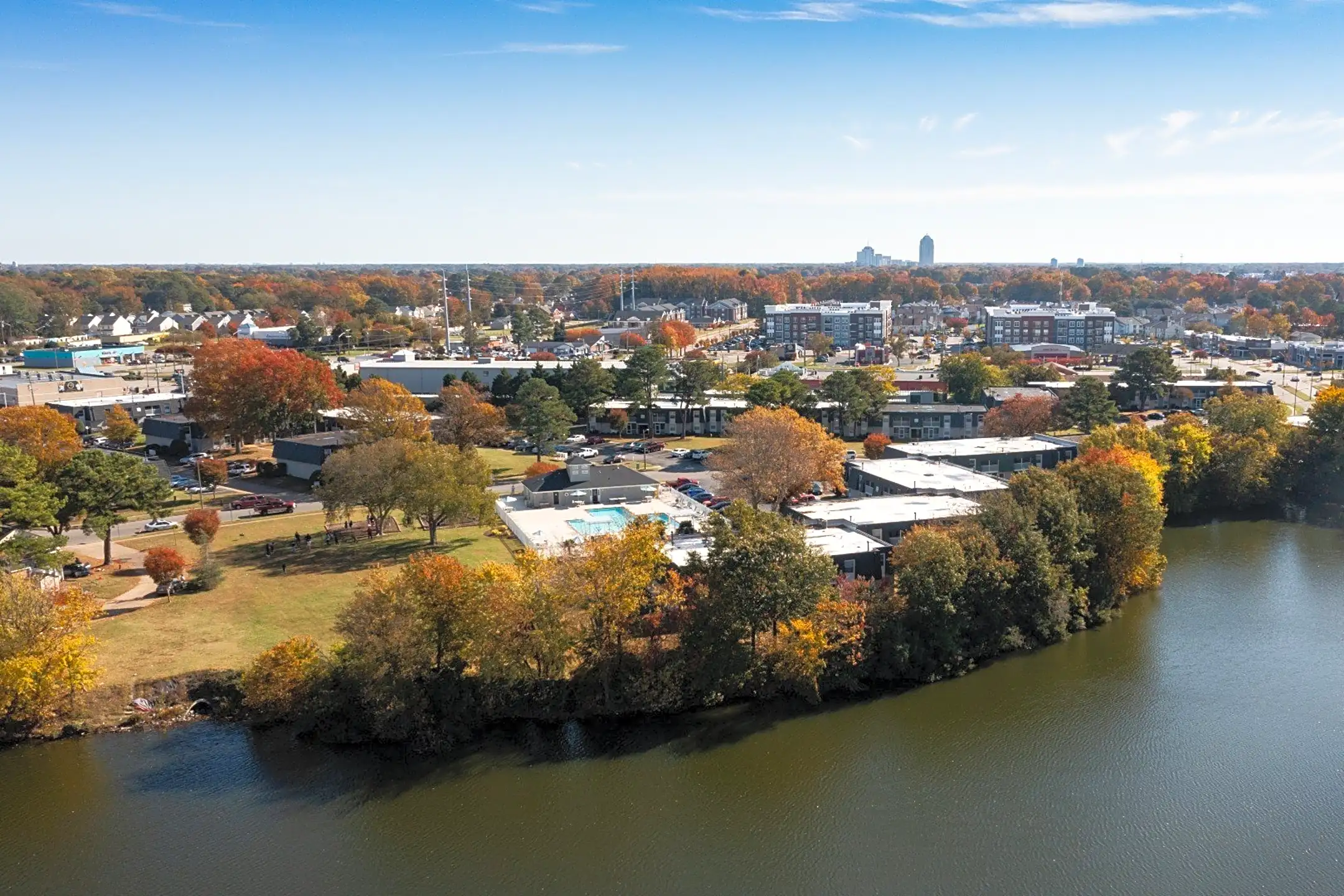 Coastline 631 Lake Edward Dr Virginia Beach, VA Apartments for Rent