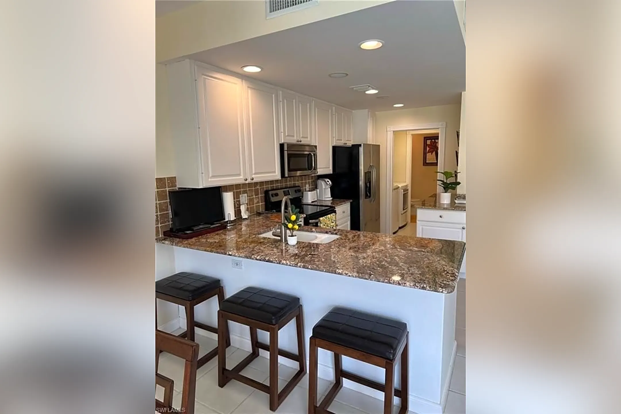 3532 Islandwalk Cir Houses Naples, FL 34119