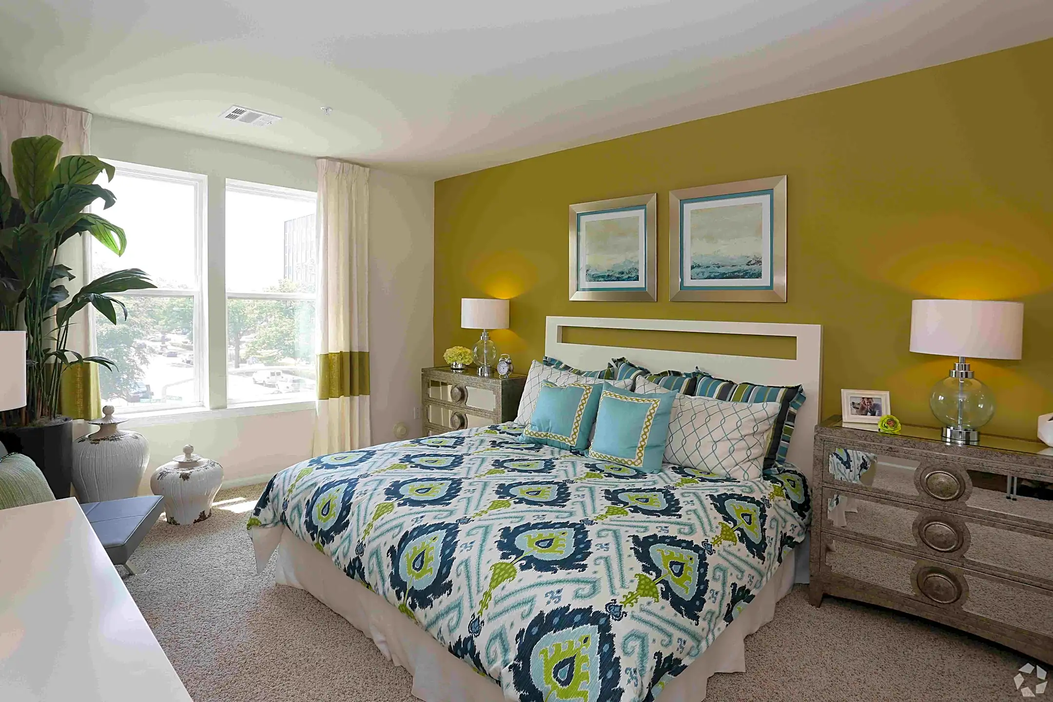 Bedroom - The Allure Mineola - Mineola, NY