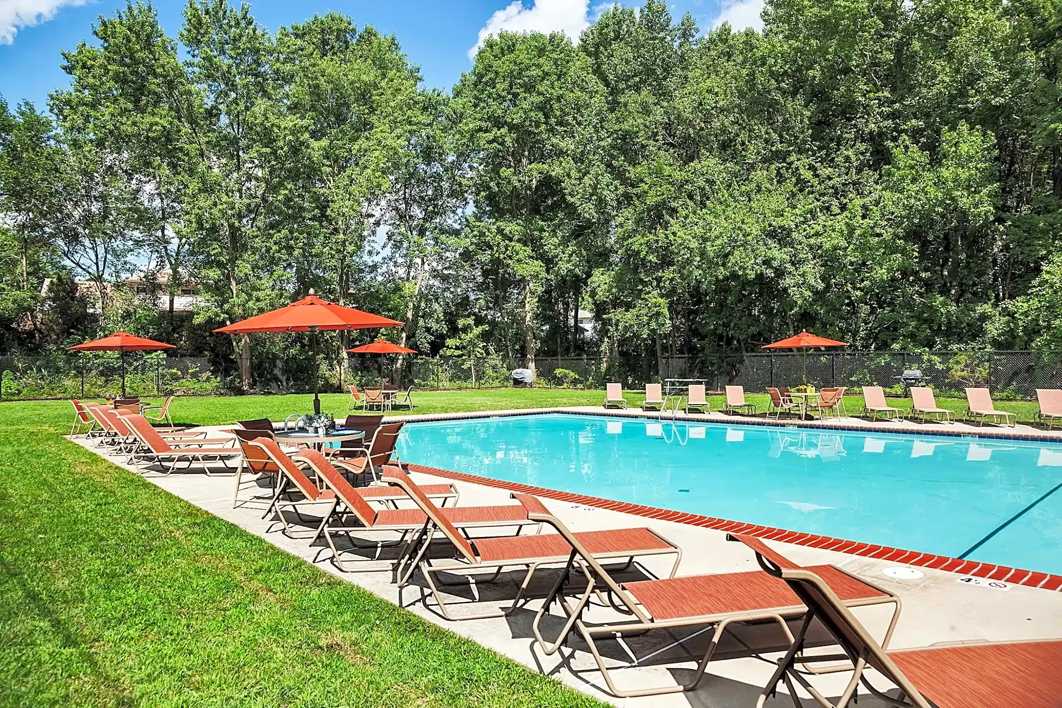 Union Grove 1200 Clements Bridge Rd Barrington, NJ Apartments for