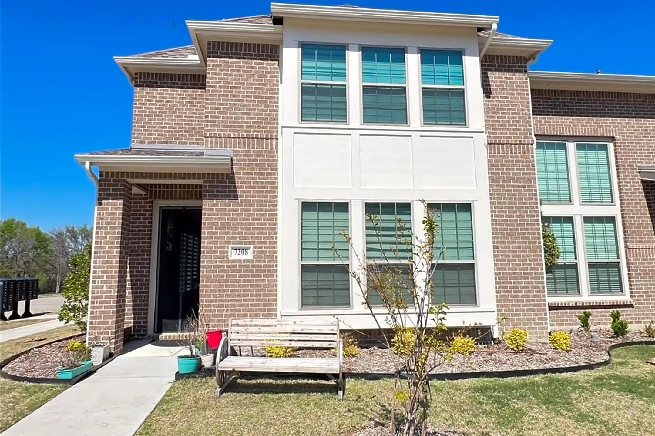 7208 Panicum Dr Townhomes Frisco, TX 75035