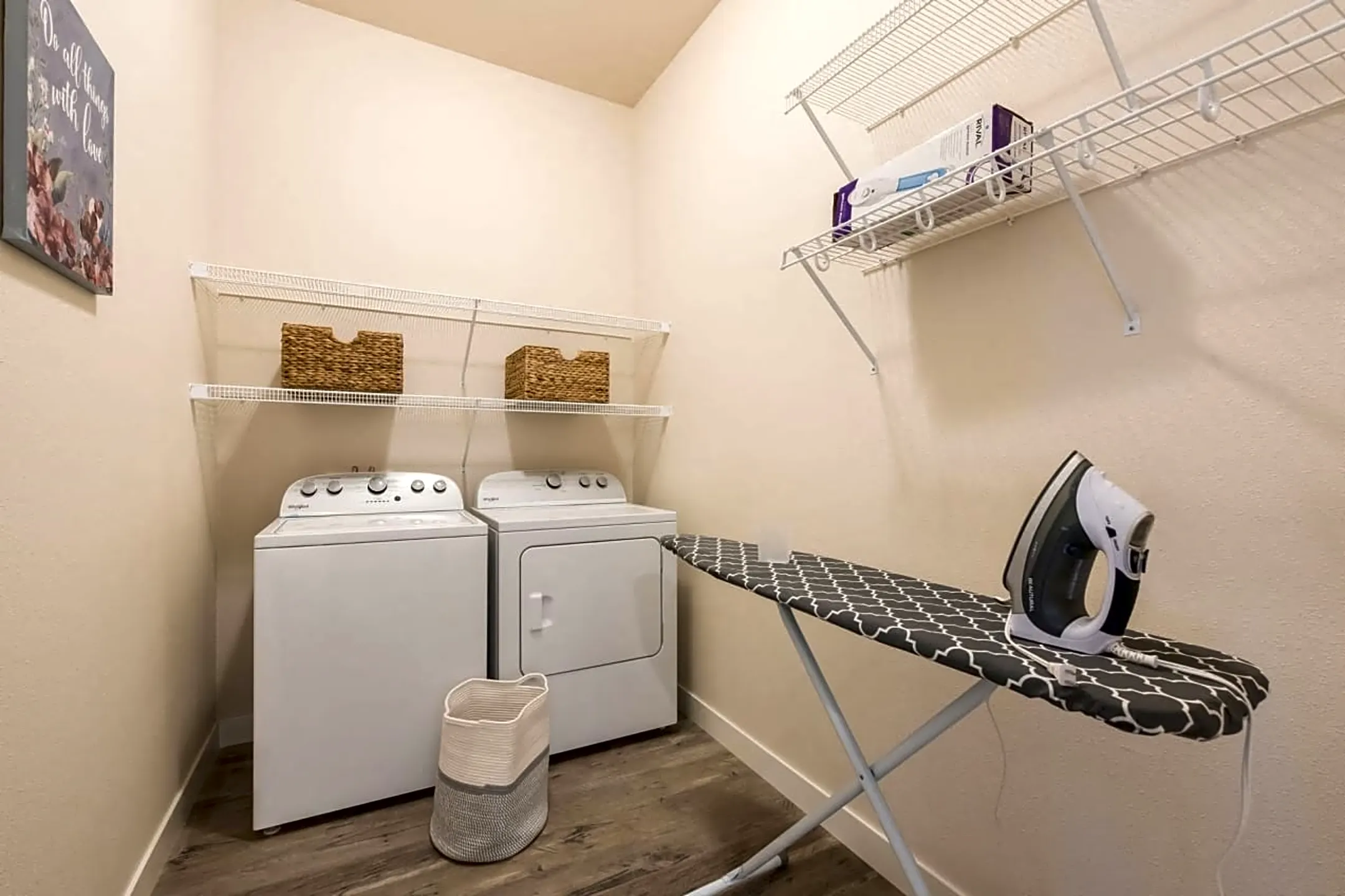 Lake Ridge Apartments 13854 McKenna Road Northwest Prior Lake, MN