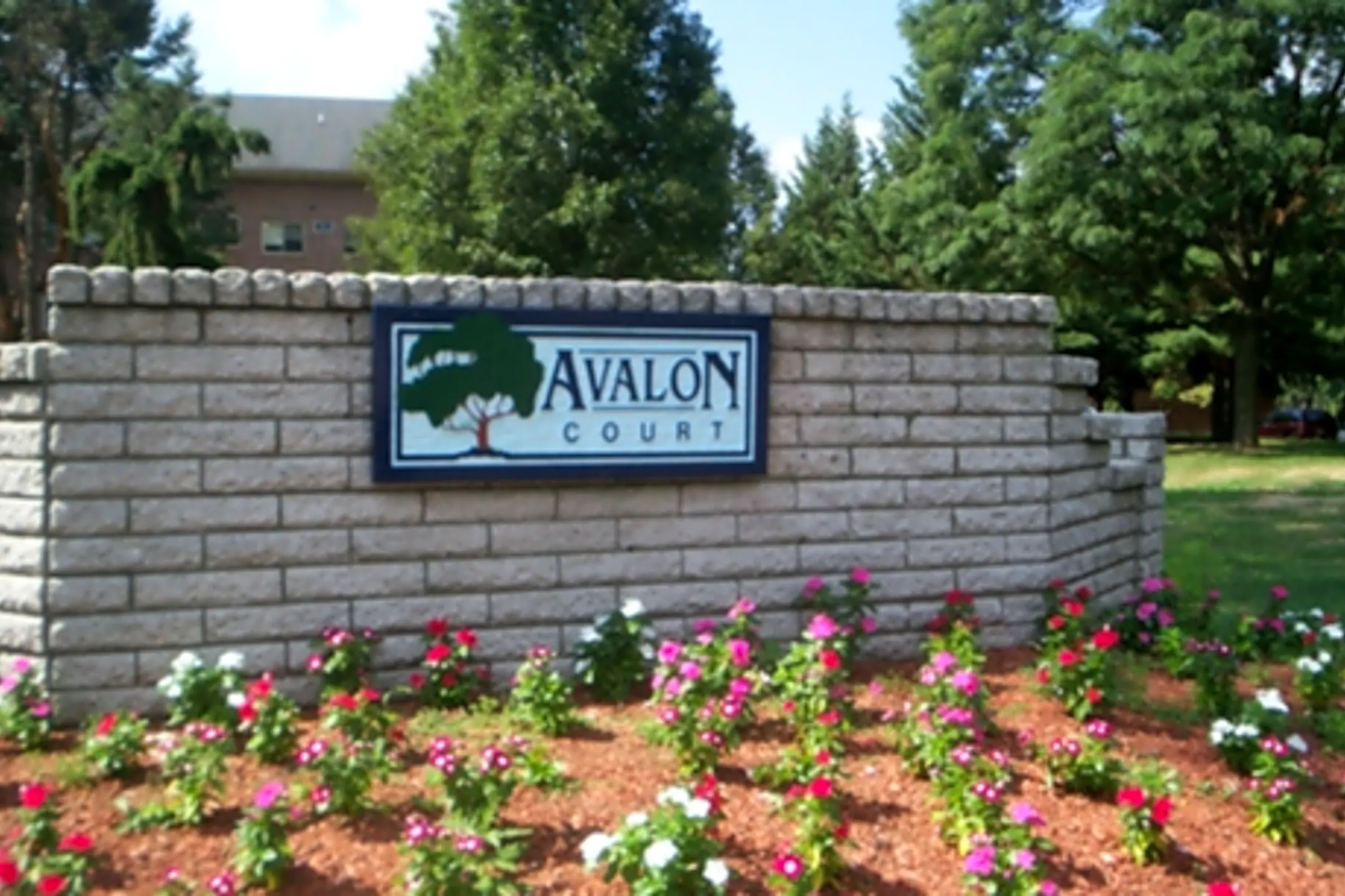 Avalon Apartments Levittown Pa