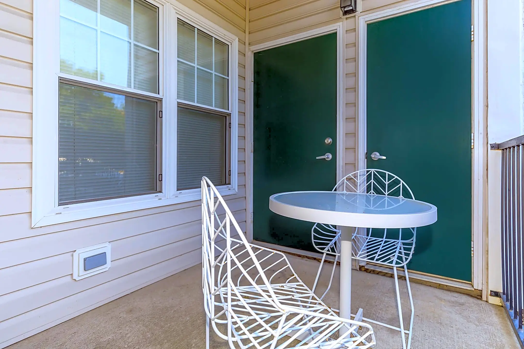 Patio / Deck - The Apartments at Aberdeen Station - Matawan, NJ