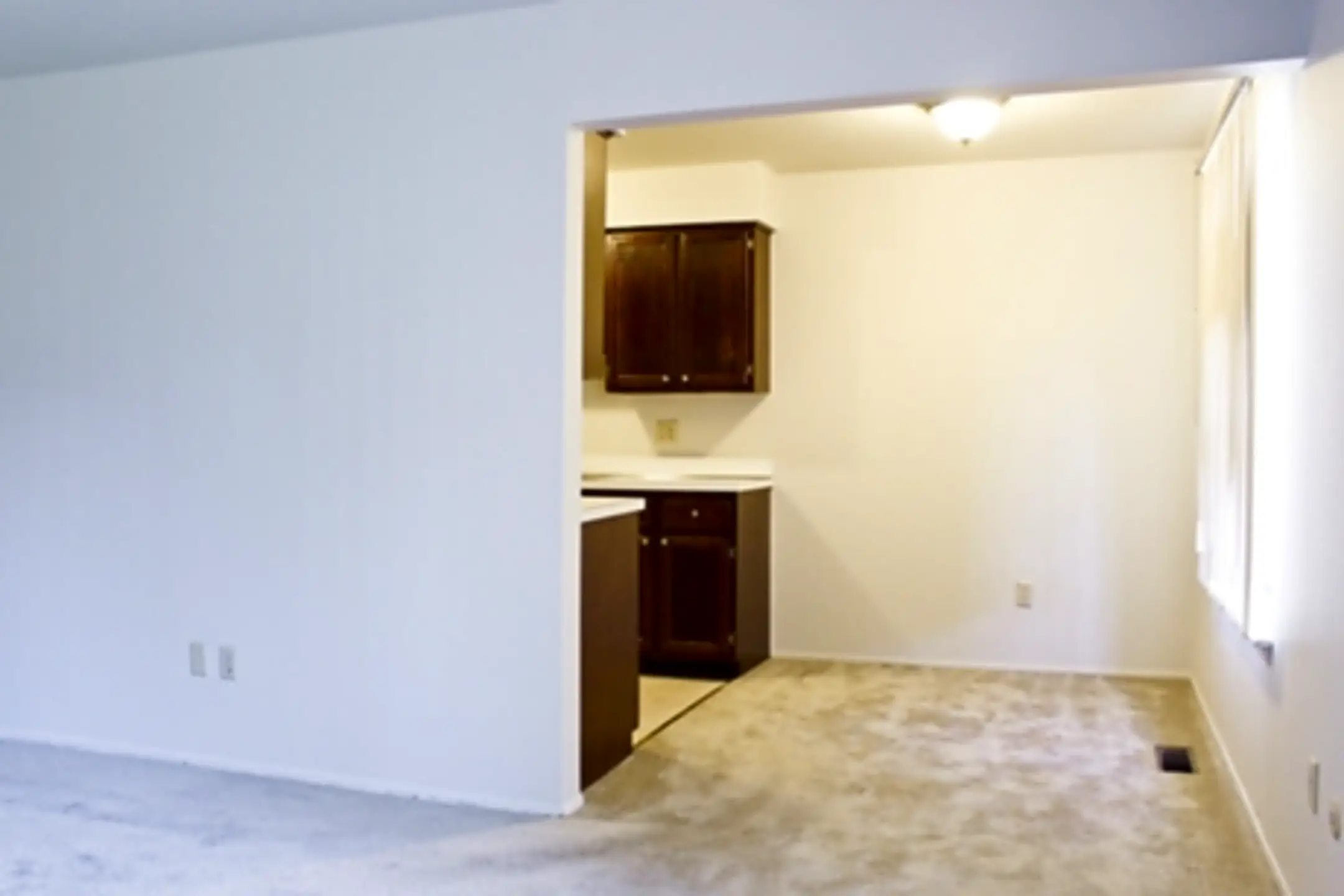 House of Botsford Apartments 20810 Botsford Dr Farmington Hills, MI