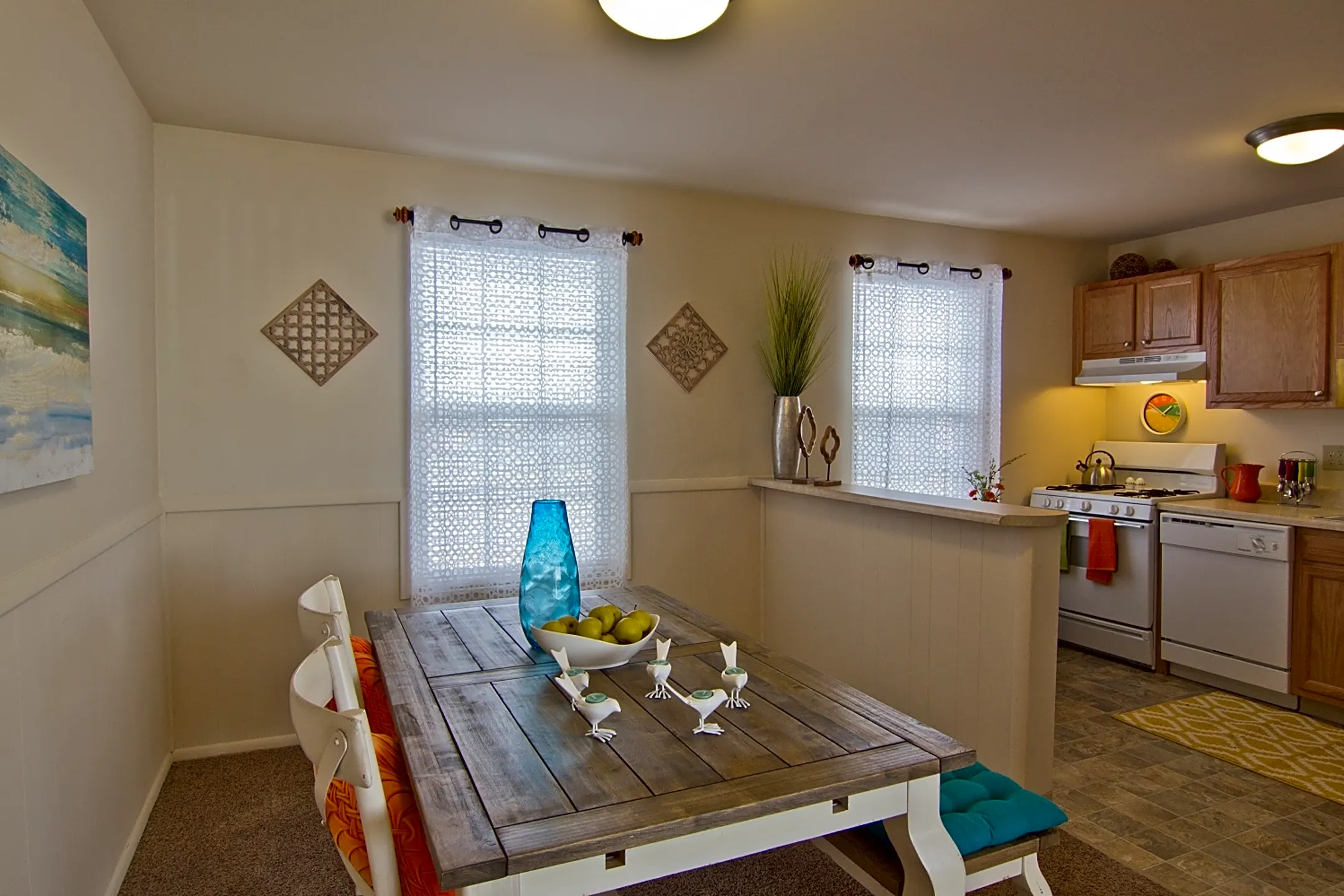 Kitchen - Galloway Village Apartments - Columbus, OH