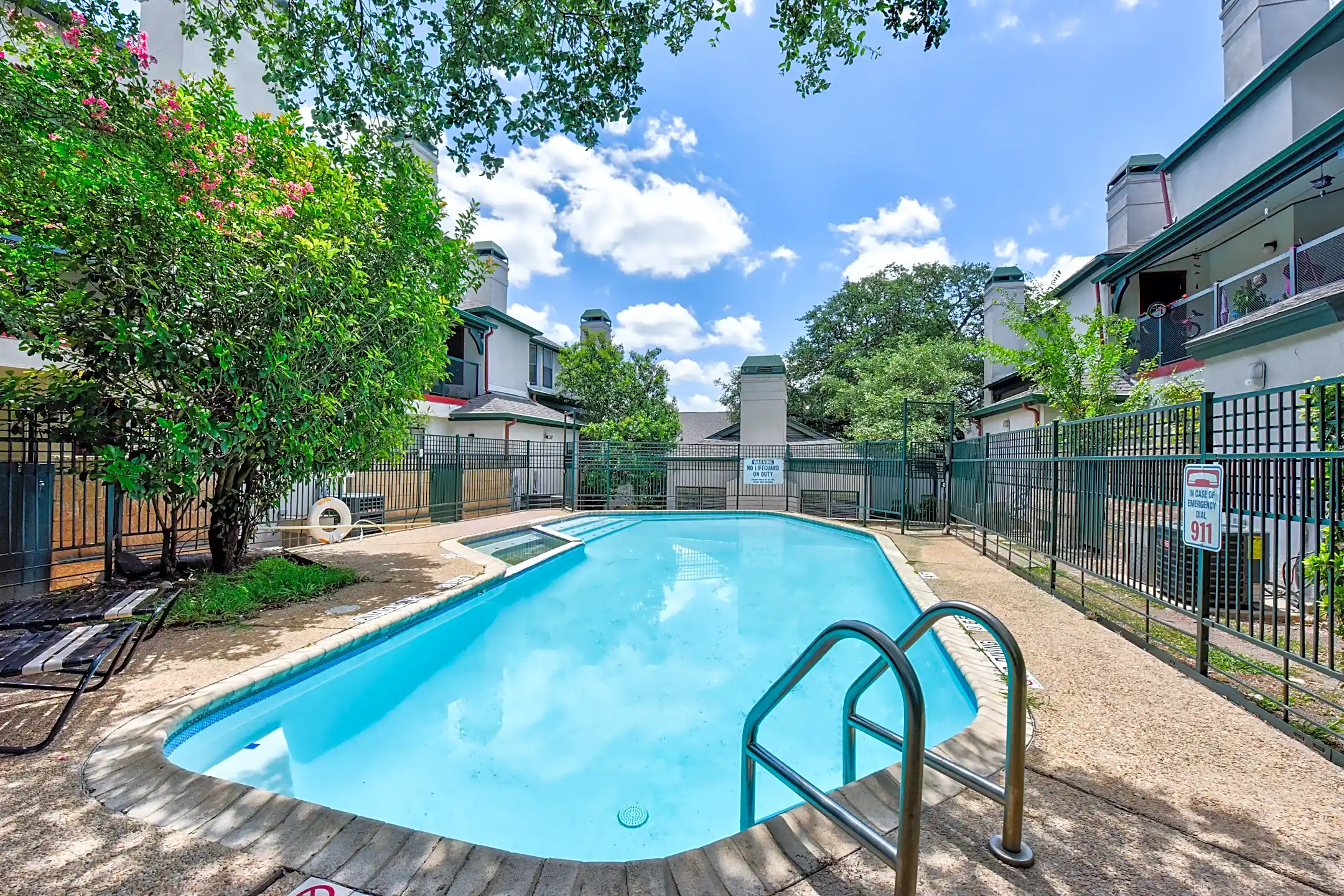 Courtland Heights San Antonio, TX 78240