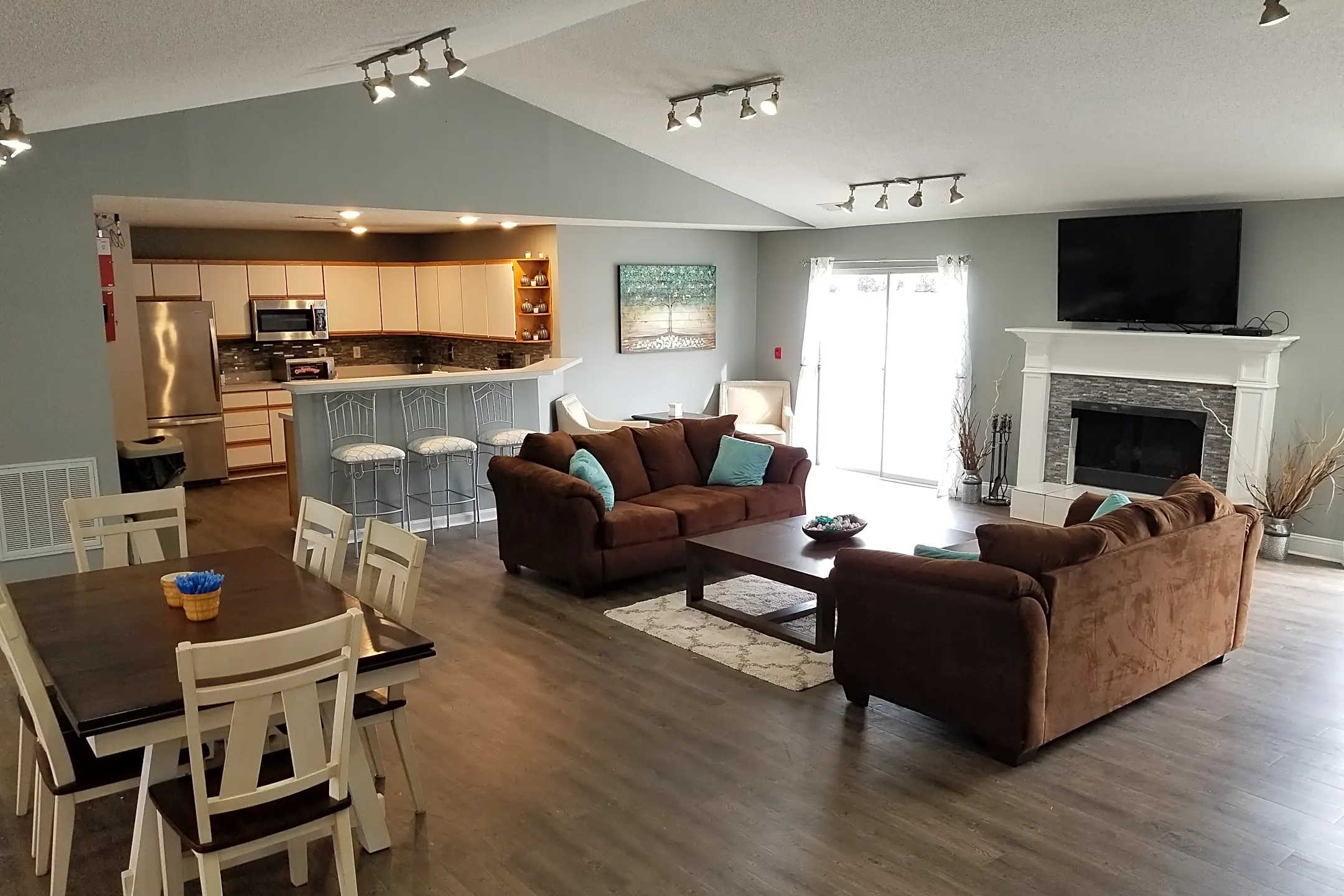 Columbia Hills Apartments 200 McMeen Cir Columbia, TN Apartments