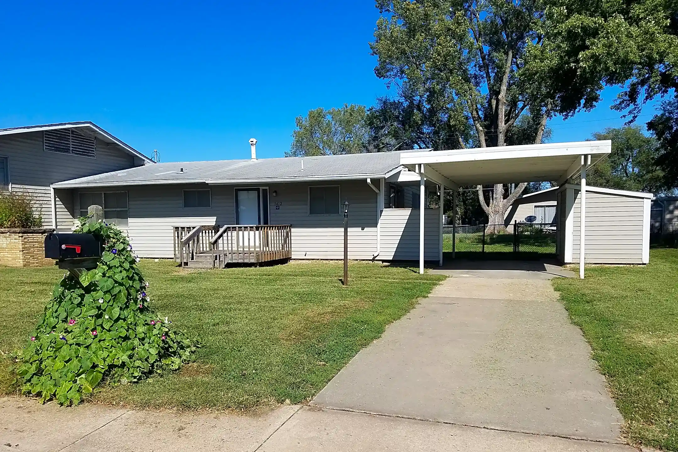 Montara Village 7105 SW Montara Pkwy Topeka, KS Apartments for Rent