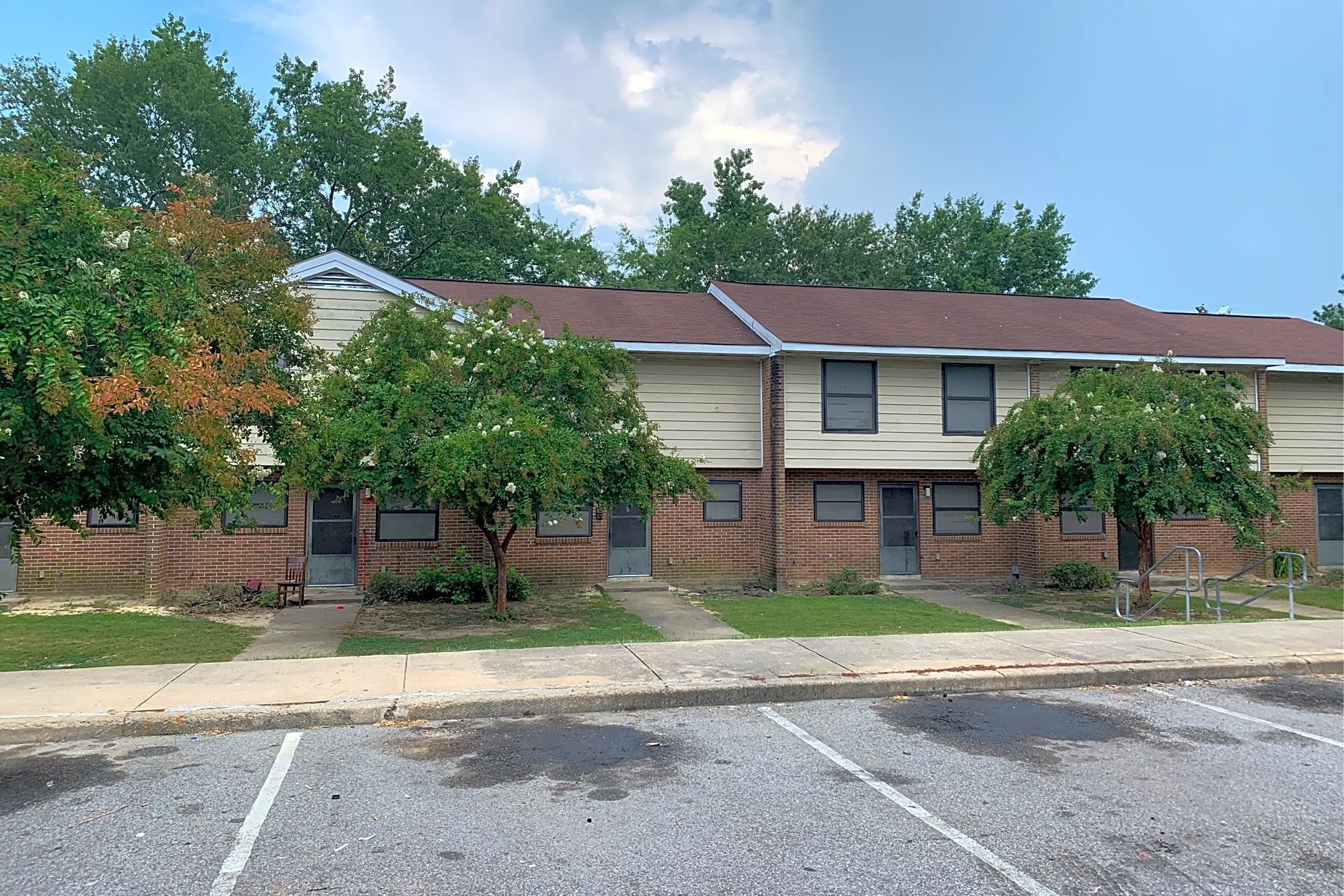 Latimer Manor - 100 LORICK CIR | Columbia, SC Apartments for Rent | Rent.