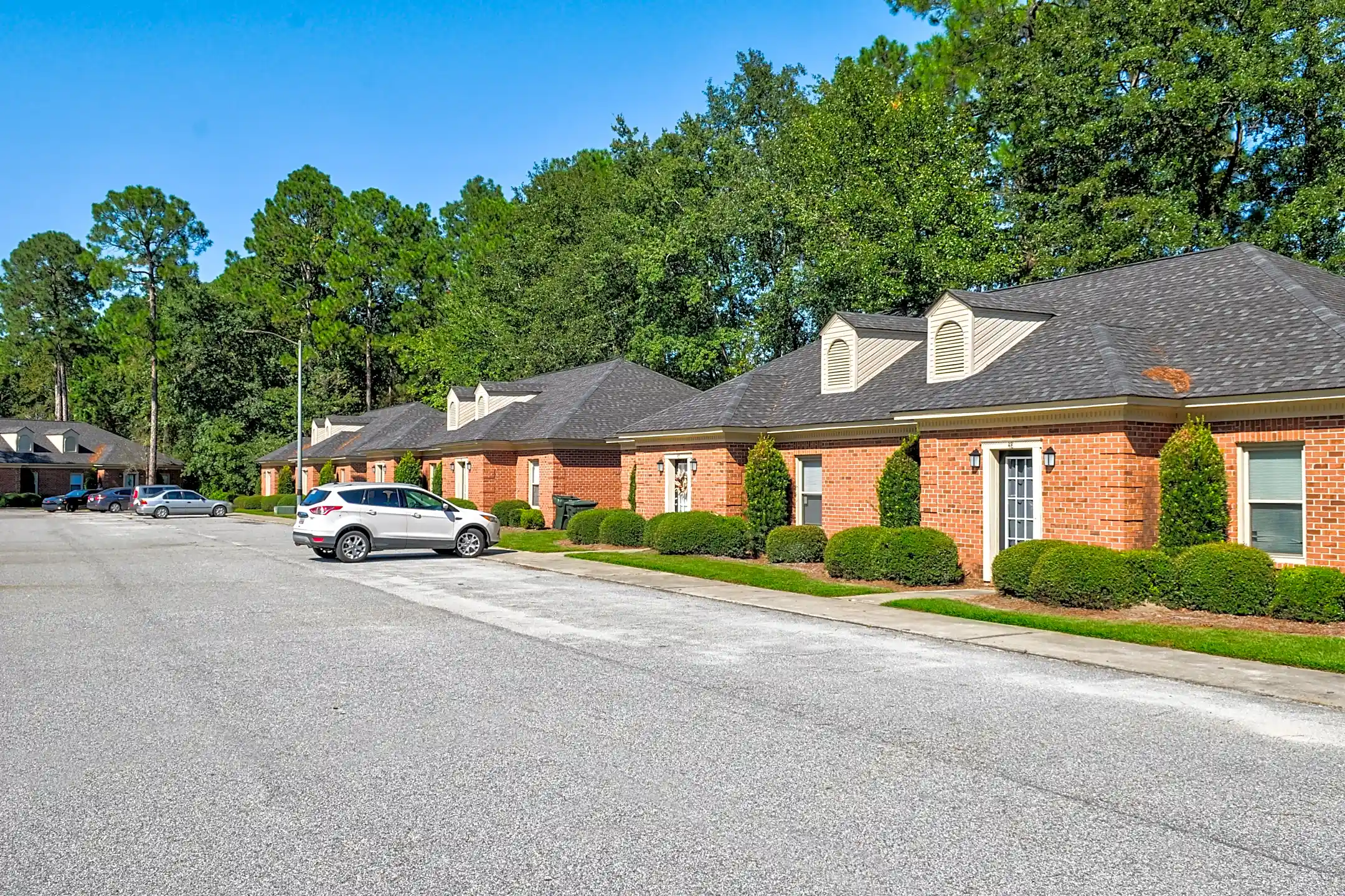 Hawthorne Apartments 9 Hawthorne Court Statesboro GA Apartments