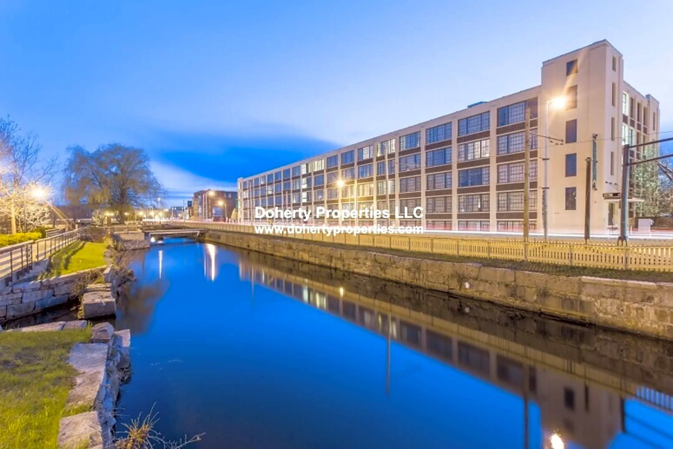 305 Dutton St Condos Lowell, MA 01854