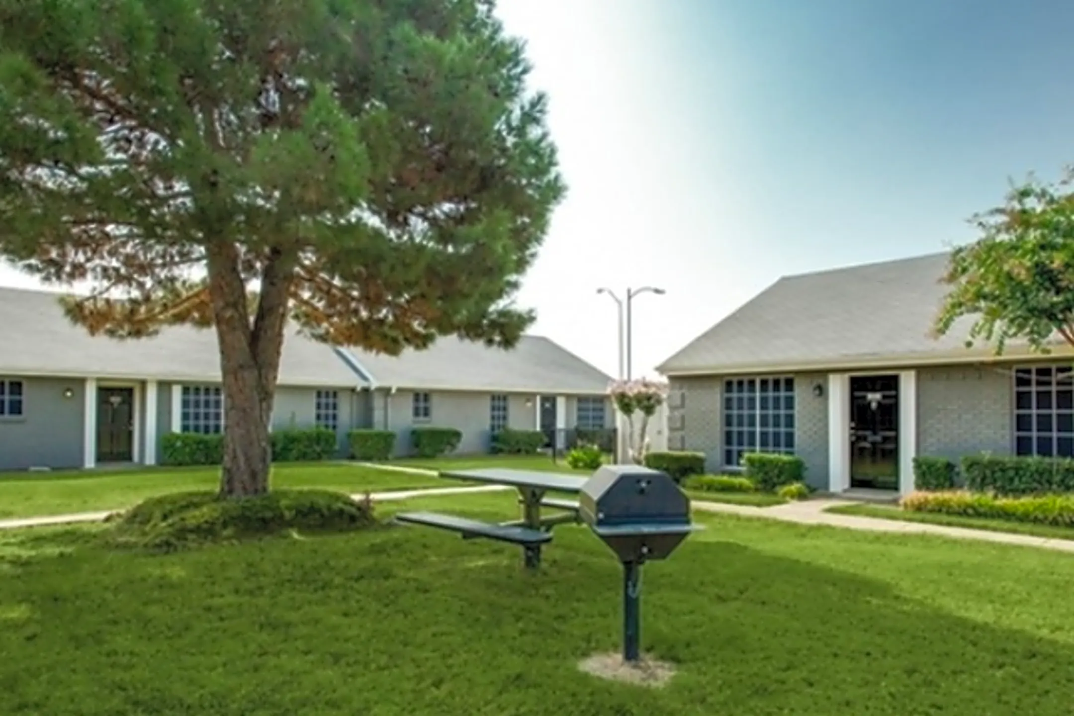 Parkwyn Townhomes North Richland Hills, TX 76180