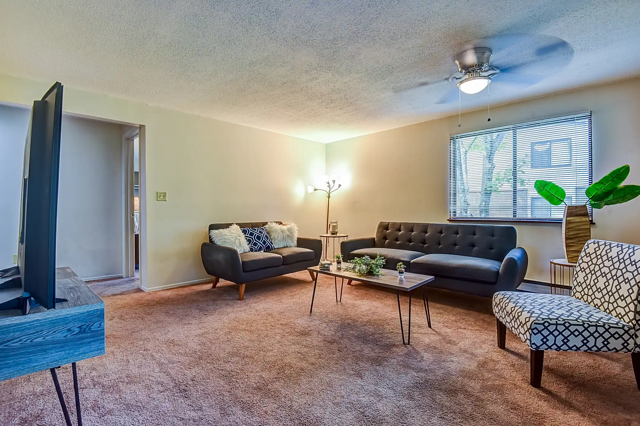 Peppertree Apartments Groton, CT 06340