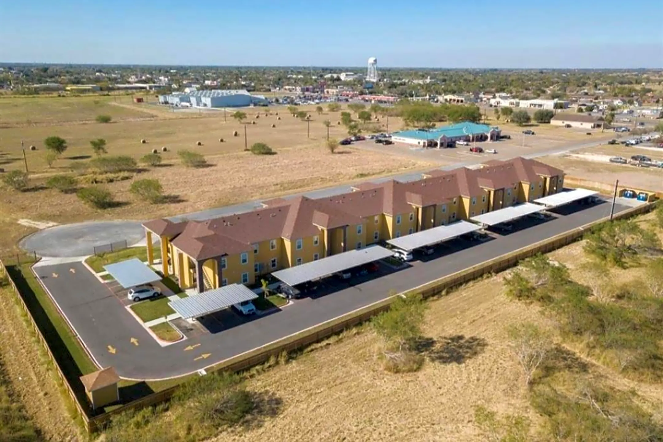 300 Sylvia Handy Dr 300 Sylvia Handy Dr unit 107 Elsa, TX