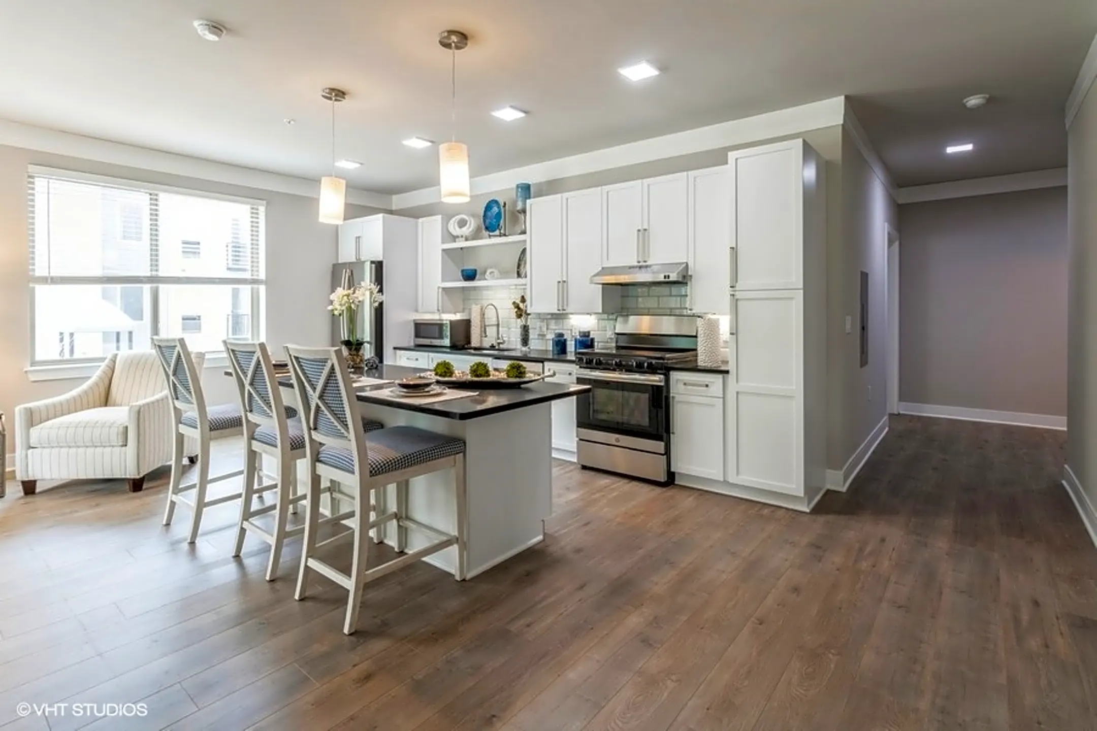 Monarch Des Plaines