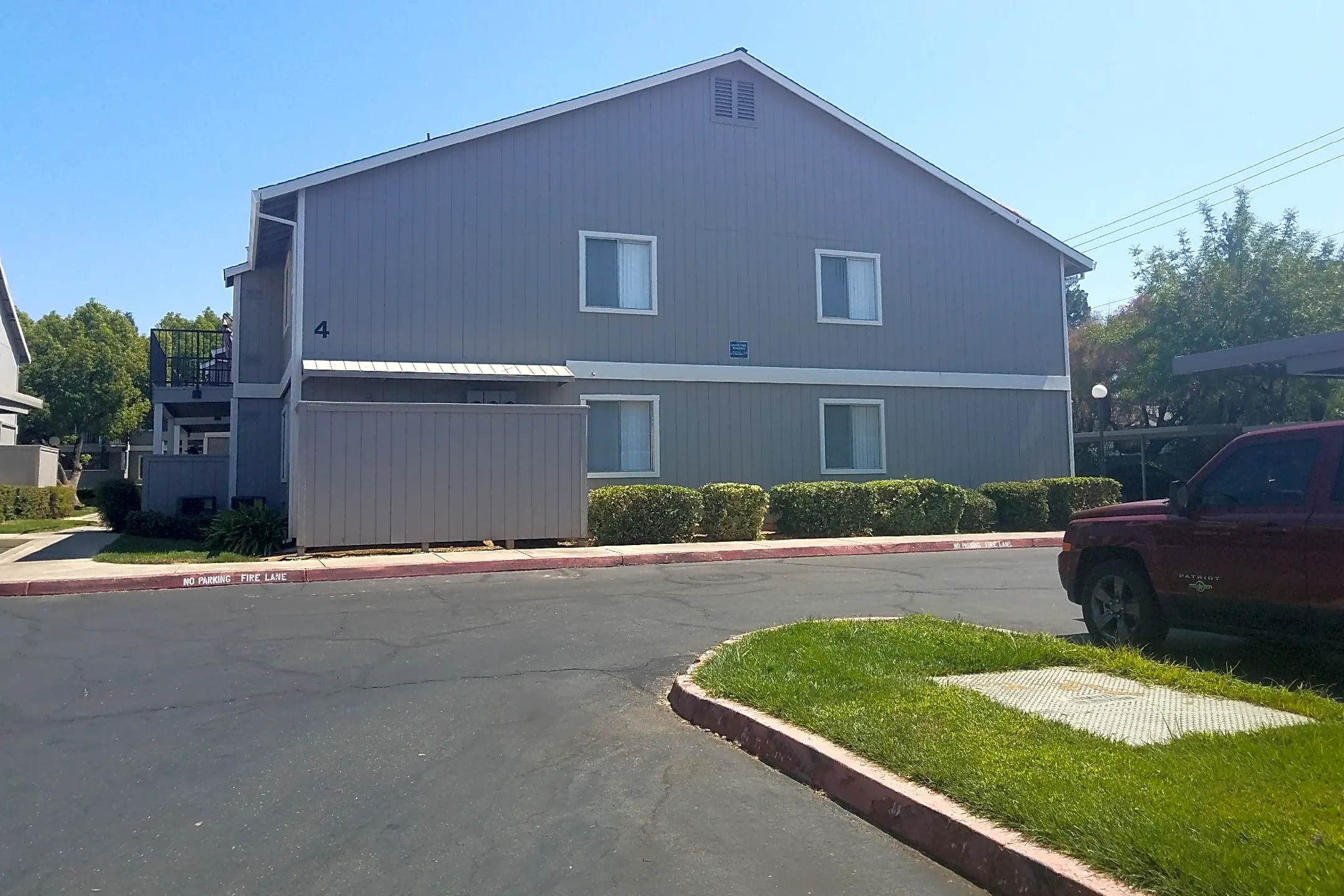 Evergreen Park Apartment Homes 9222 Kiefer Blvd Sacramento, CA