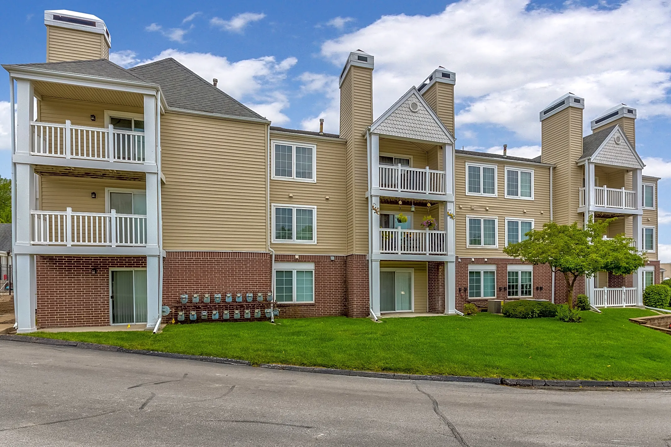Ashley Square Apartments Des Moines, IA 50310