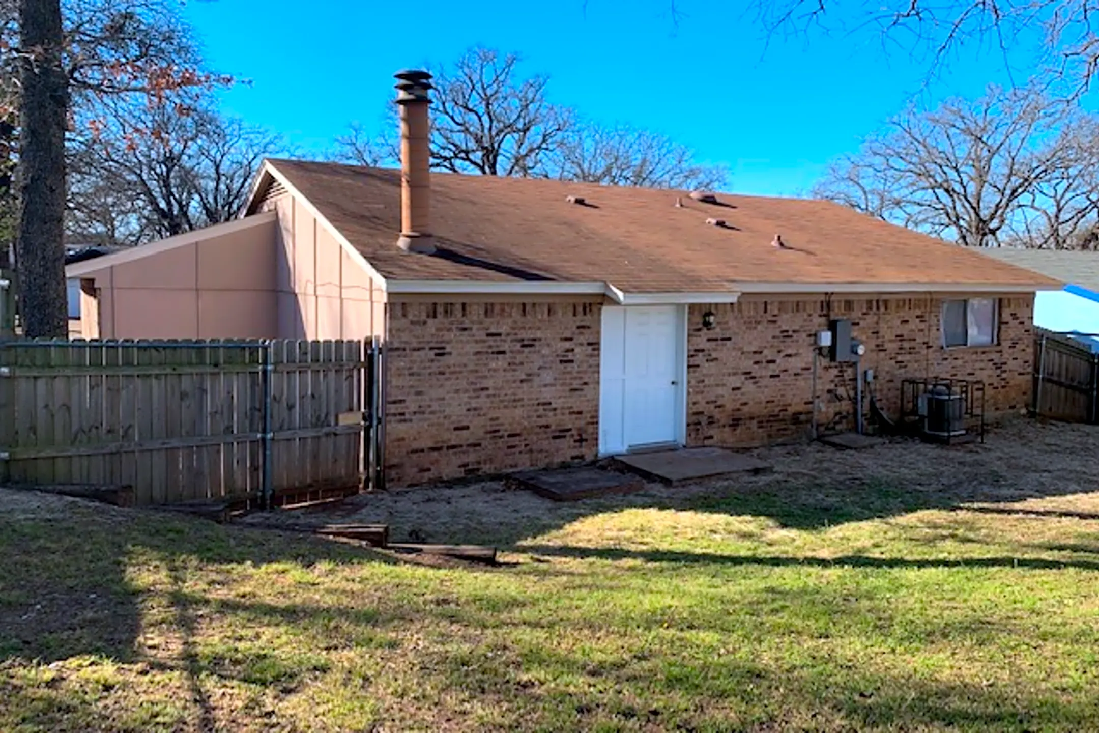 7545 Folkstone Dr | Forest Hill, TX Houses for Rent | Rent.