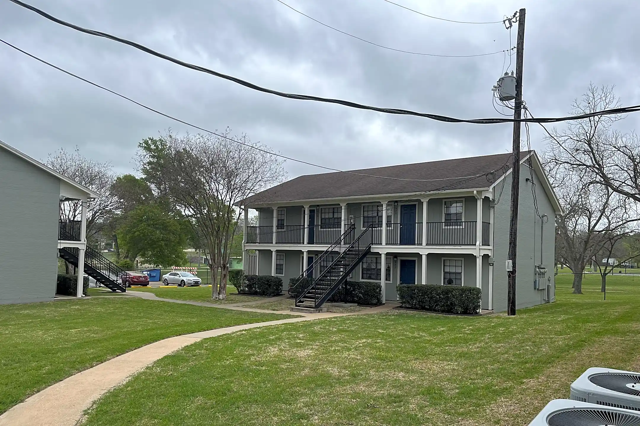 910 N Park St 910 N Park St unit 916 Brenham, TX Apartments for