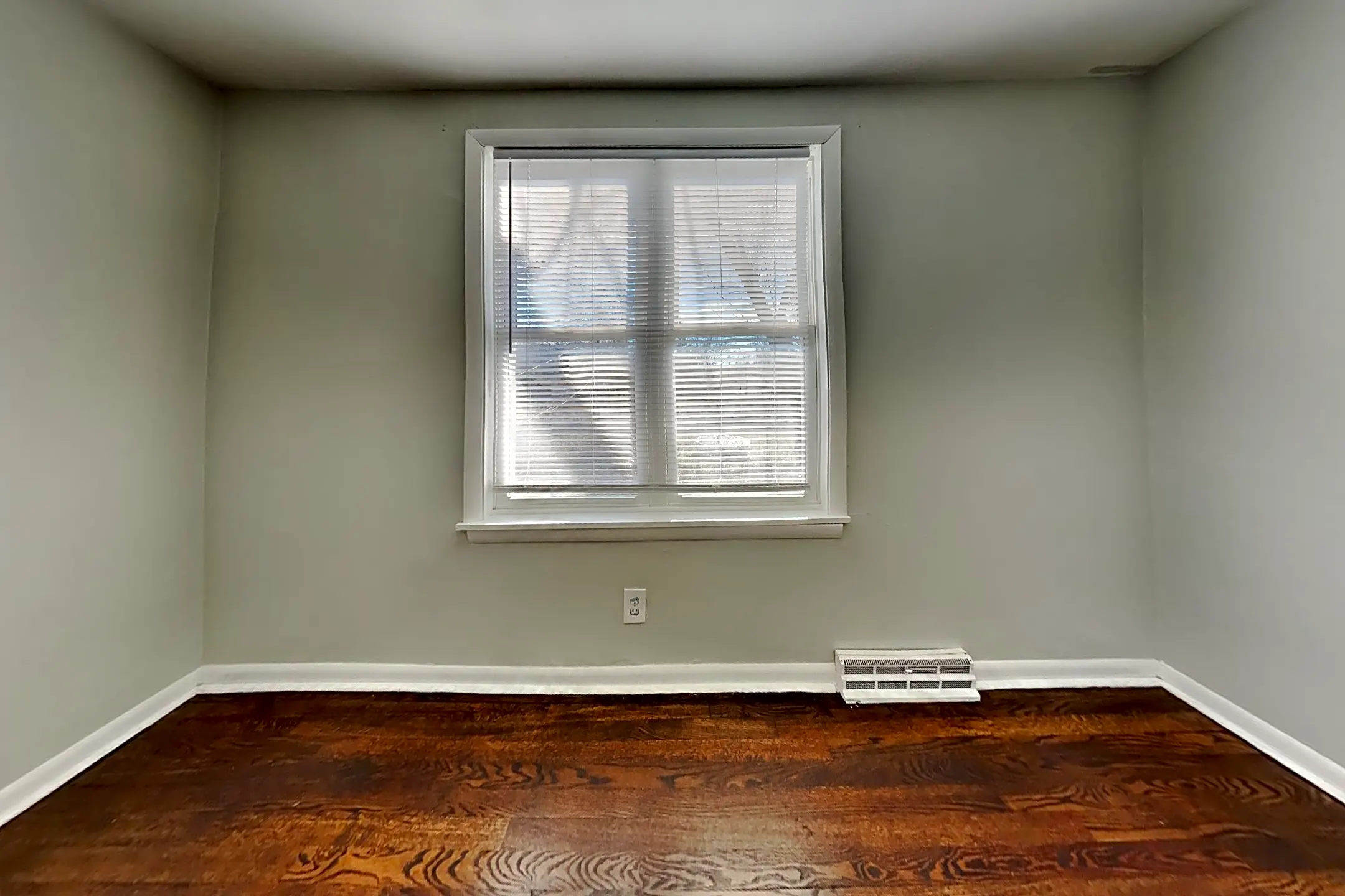 827 Marilynn Ave Houses Liberty, MO 64068