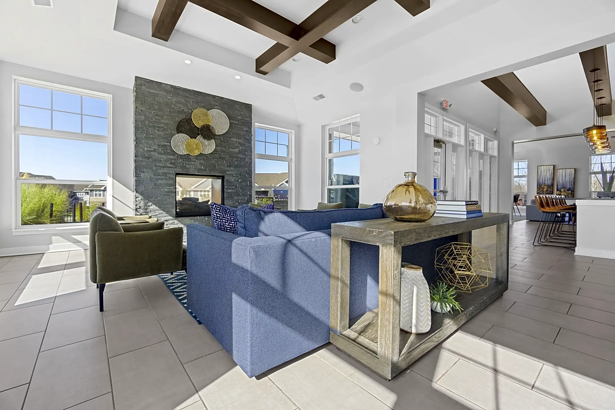 Drexel Ridge Apartments 7798 South Drexel Ridge Way Oak Creek, WI