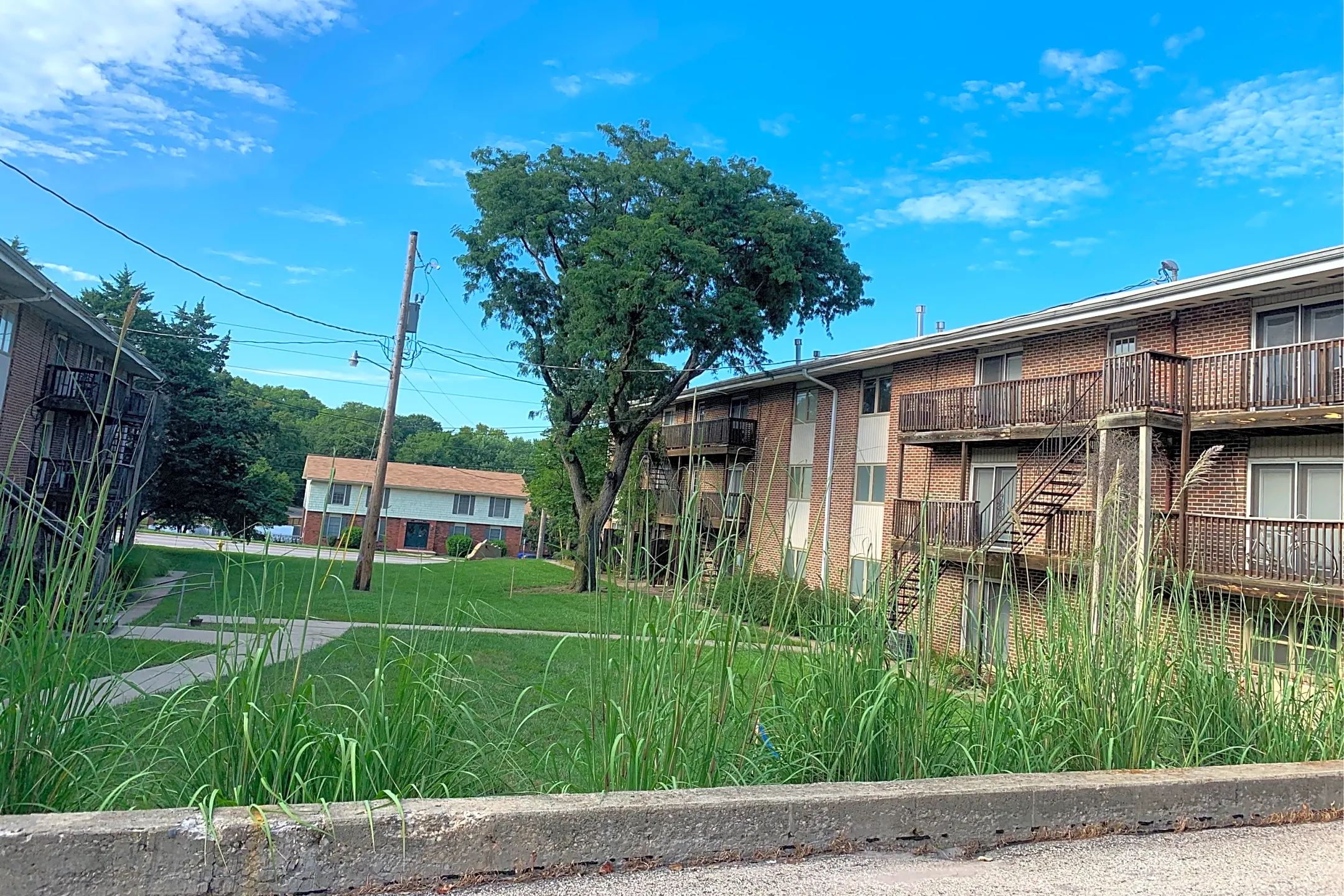 university-terrace-apartments-lawrence-ks-66044