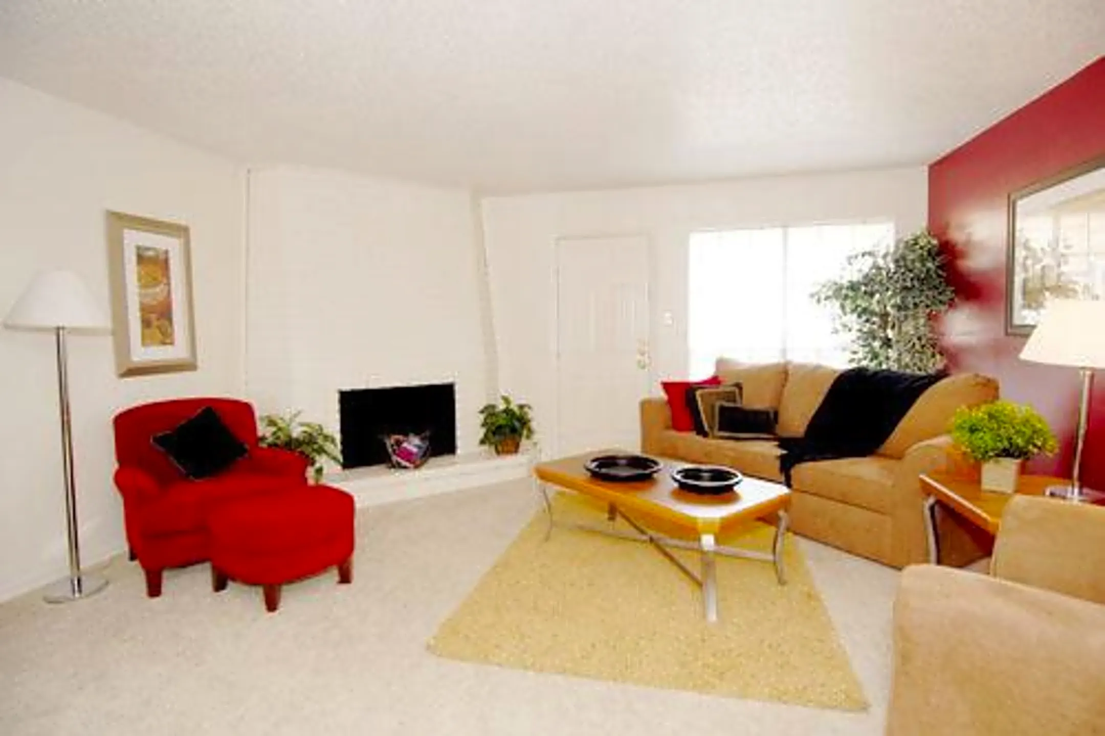 4401 Glenview Ct Apartments North Richland Hills, TX 76180