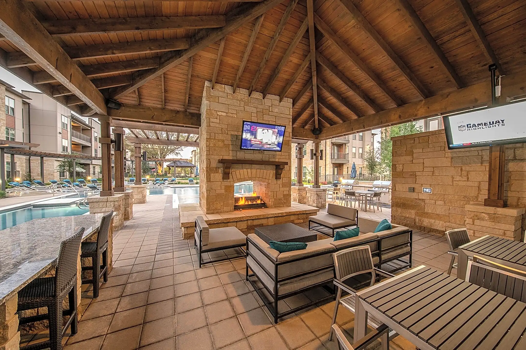 Bexley Grapevine 3535 Bluffs Lane Grapevine, TX Apartments for Rent