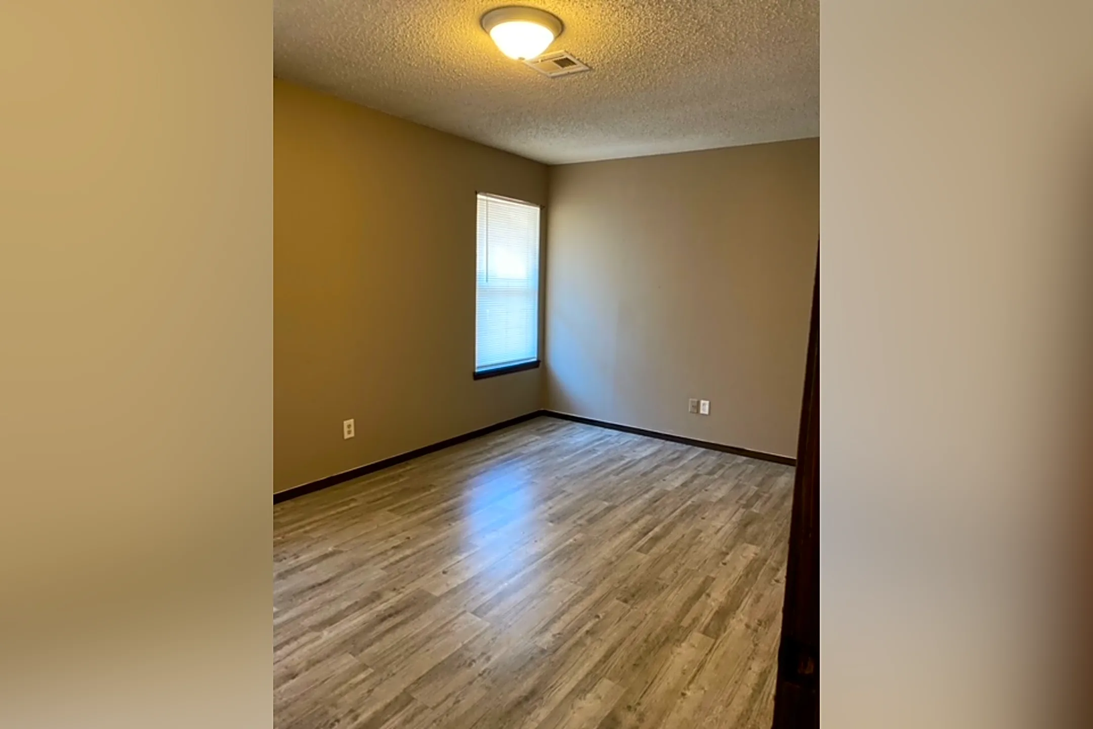 Oakhurst Apartments 2406 Oakhurst Dr Ada, OK Apartments for Rent