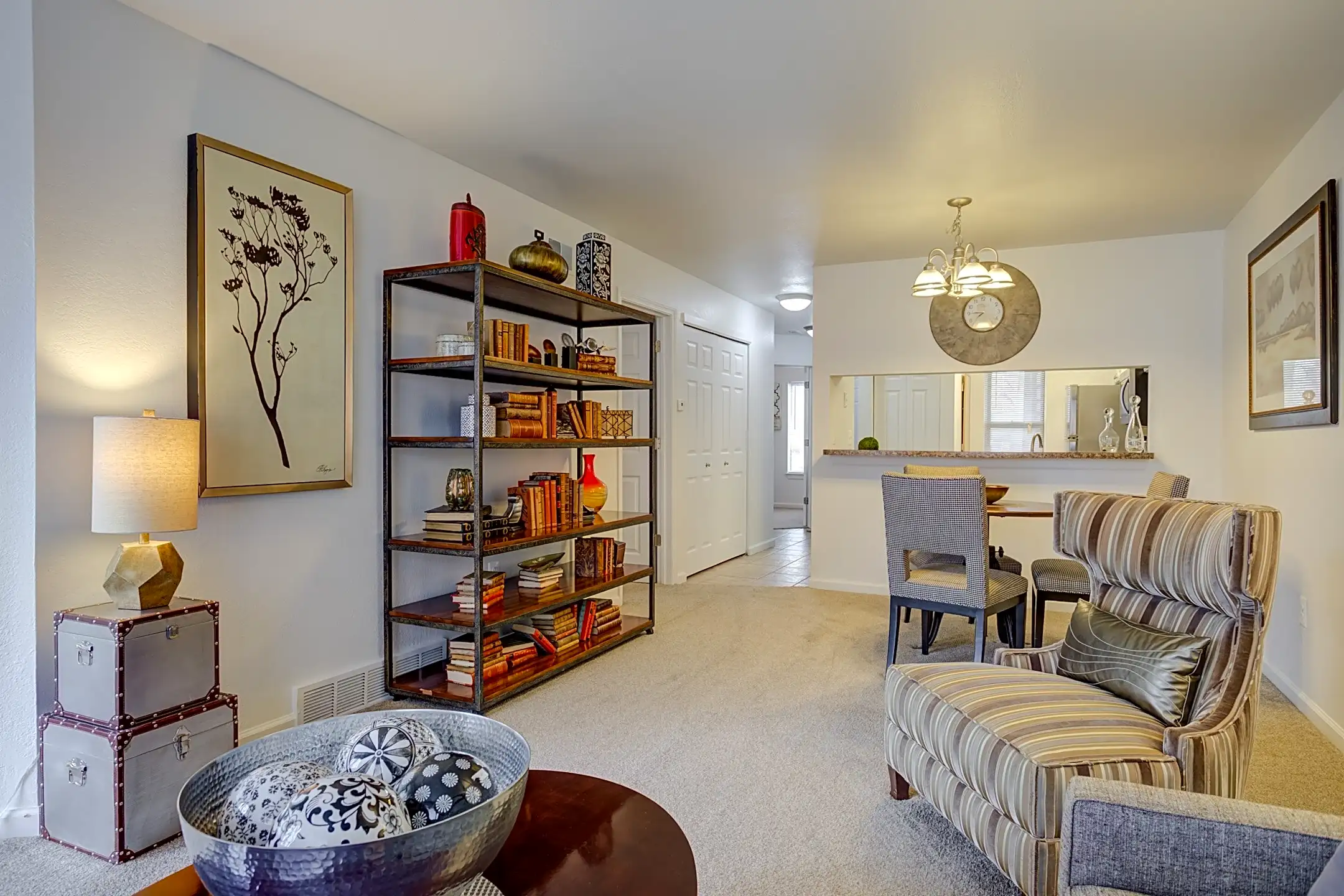 Living Room - Oak Hill - Shelby Township, MI