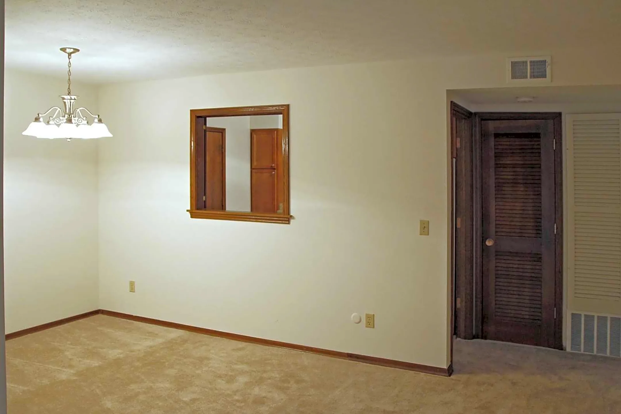 Dining Room - Parkview Arms - Bexley, OH
