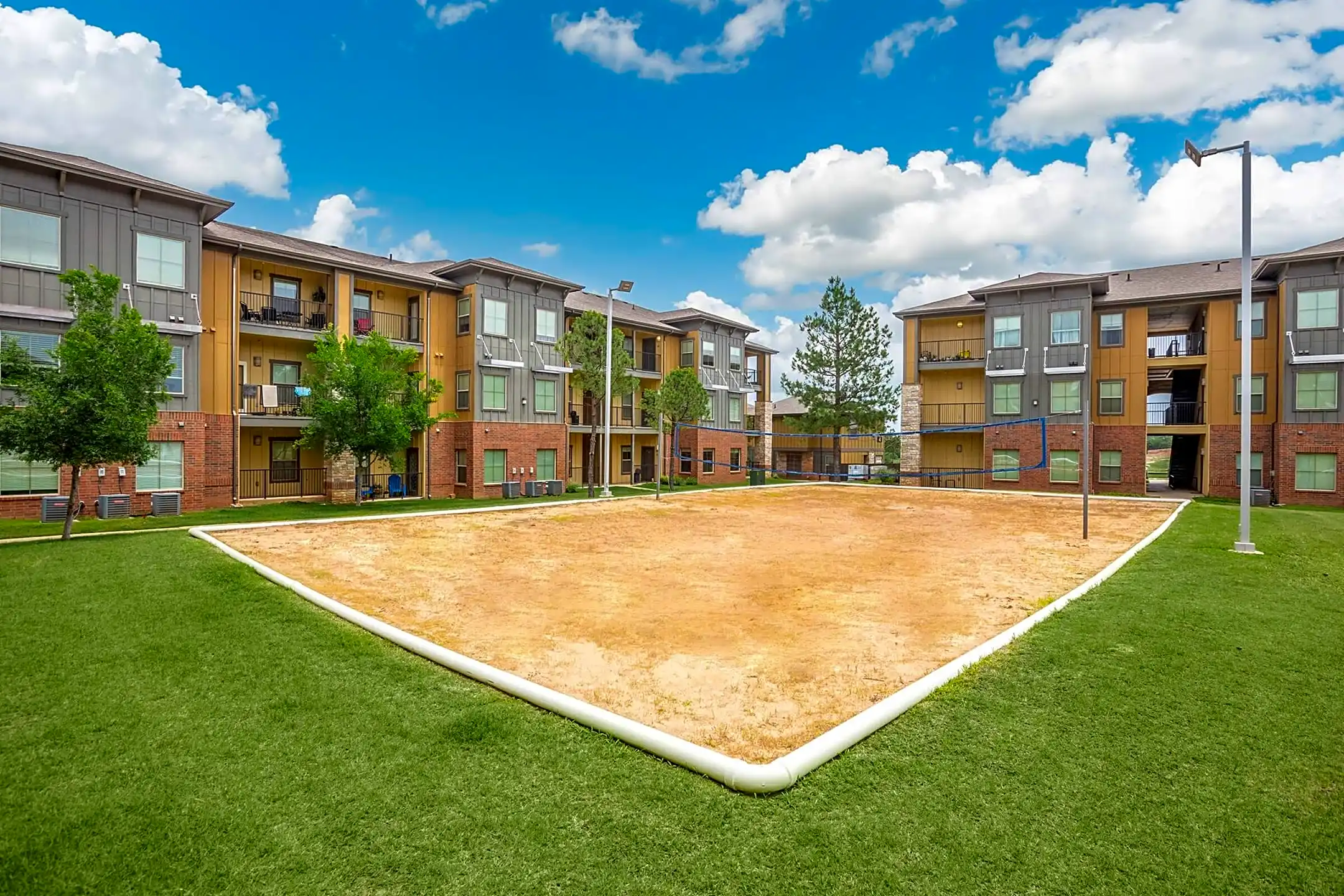 5iftyOne at Tradan Heights 920 South Murphy Street Stillwater, OK