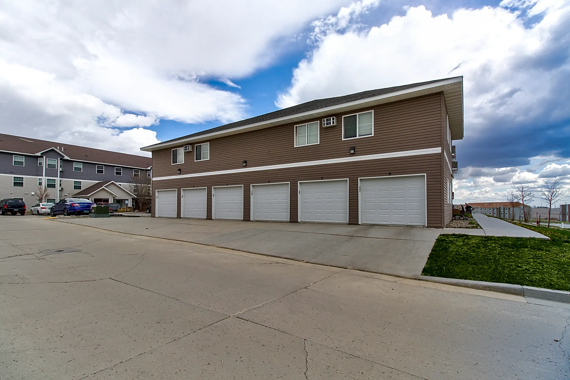 Juniper Ridge 950 North Welo Street North Tioga, ND Apartments for