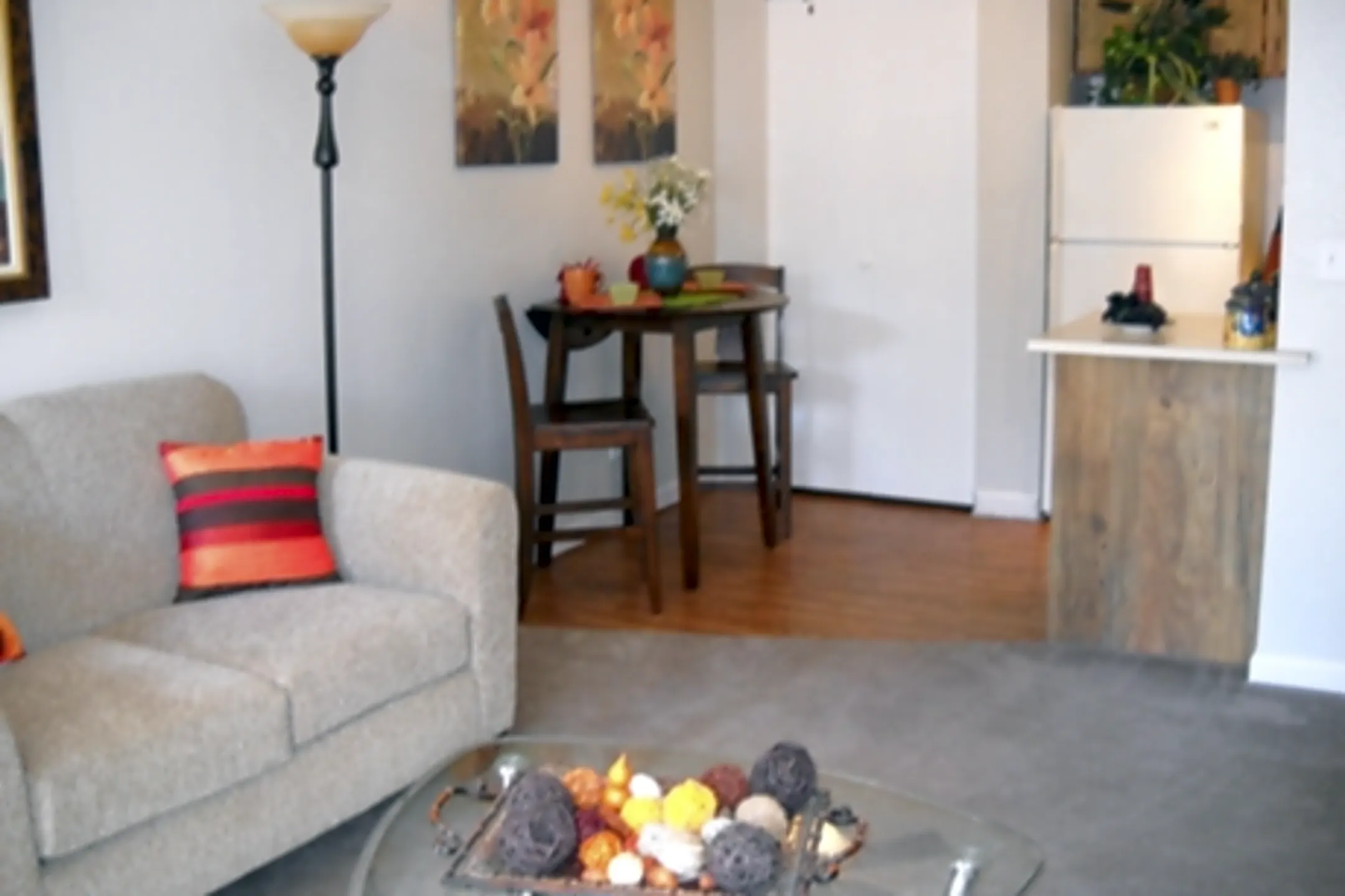 Oracle Palms Apartments Tucson, AZ 85705