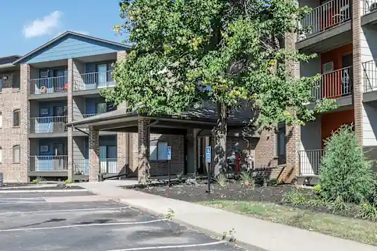 Reserve Eden Prairie Photo 2
