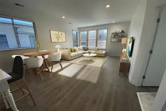 Millhouse Photo 2