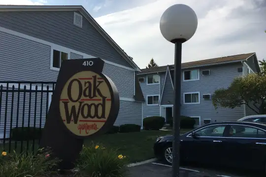 Oakwood Apartments Photo 1