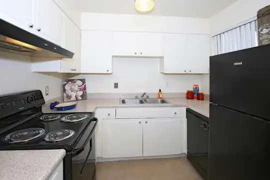 Parkside Apartment Homes Photo 1