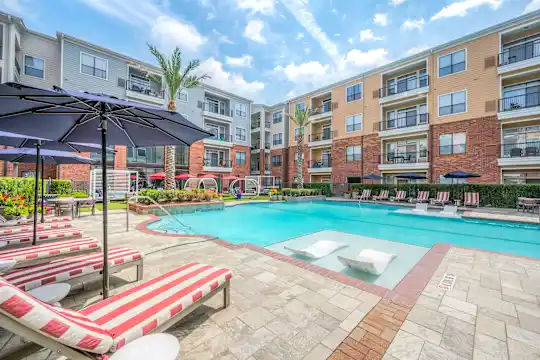 Apartments For Rent 77380