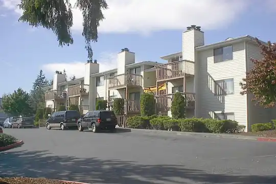 Amber Glen Photo 2