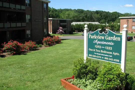 Parkview Garden Apartments Photo 1