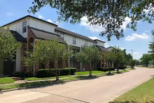 Star Braeswood Apartments Photo 1