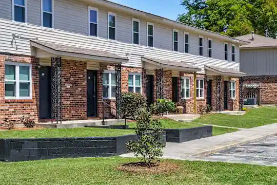 Magnolia Square Apartments Photo 1