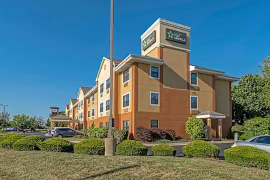 Furnished Studio - St. Louis - O' Fallon, IL Photo 2