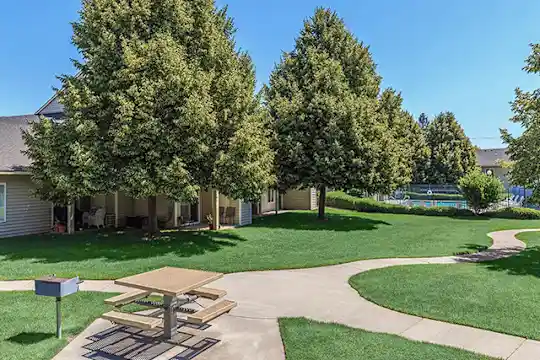 Orchard Hills Apartments Photo 2