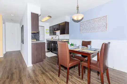 Raintree Apartments Photo 1