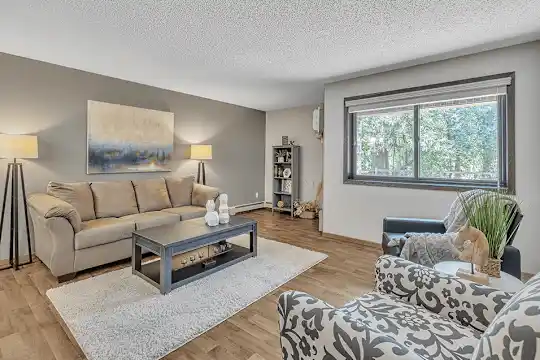 Park Meadows Apartments Photo 2