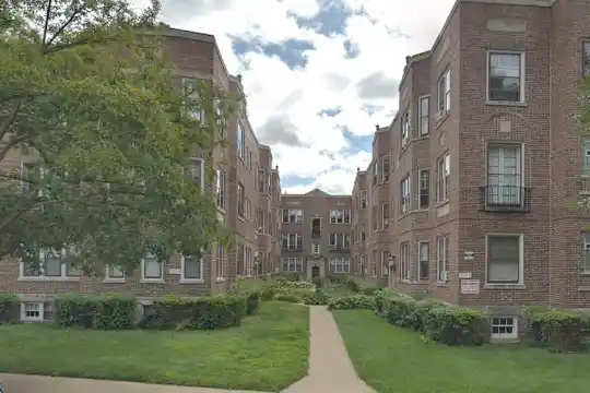 2201 Ridge Street Photo 2