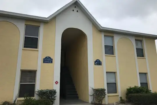 Catalina Club Photo 1